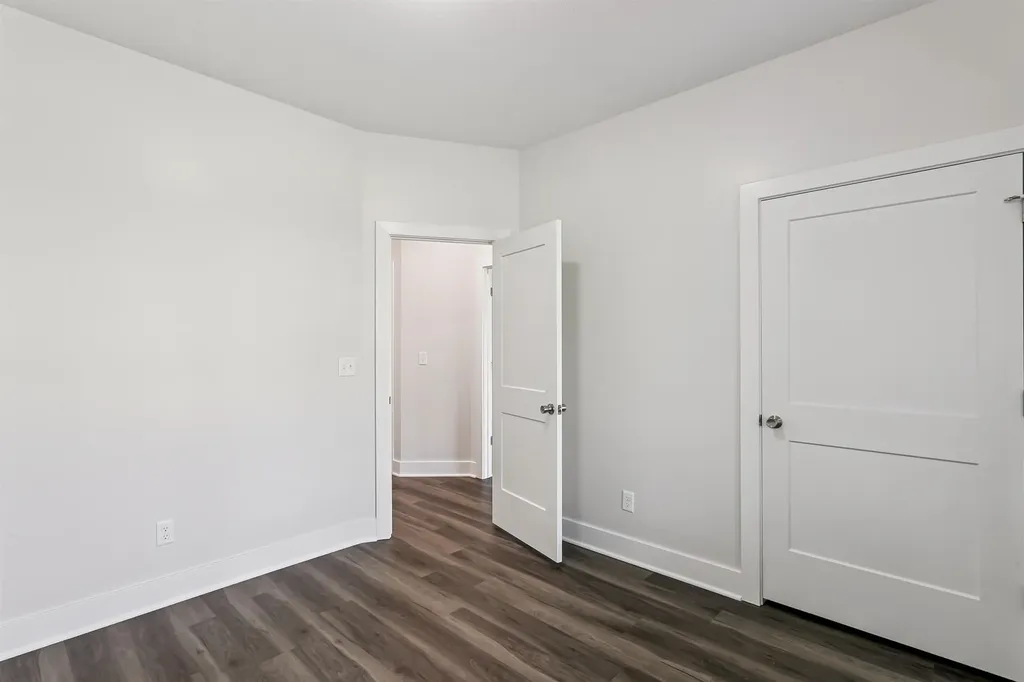 8968 E Forbes Circle Bel Aire KS 67226
