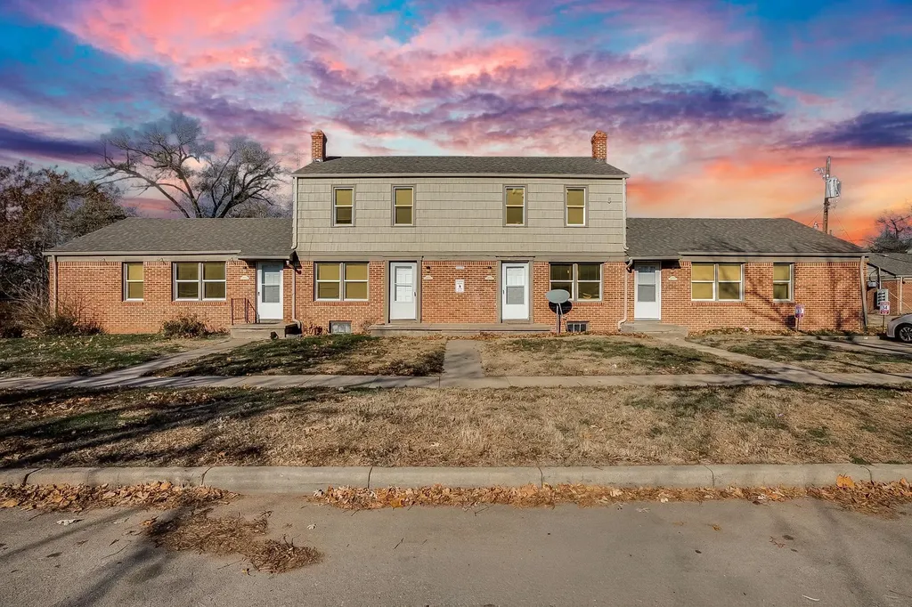 2801 E Harry Street Wichita KS 67211