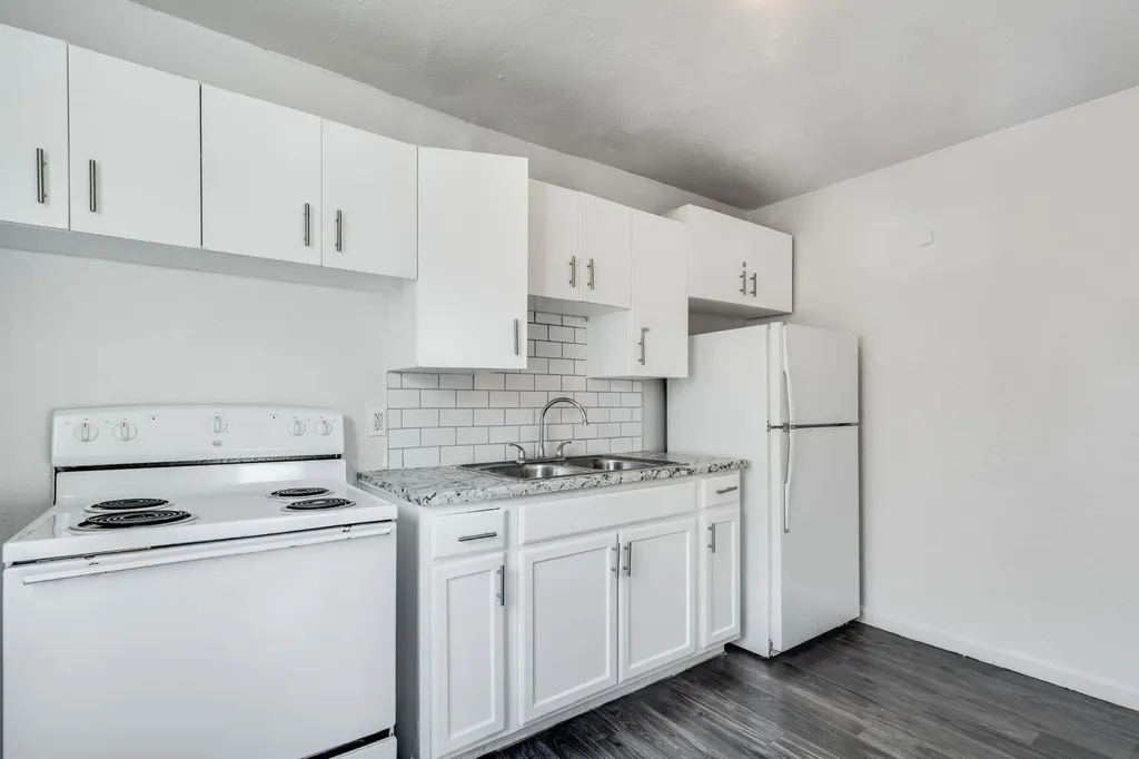 2801 E Harry Street Wichita KS 67211