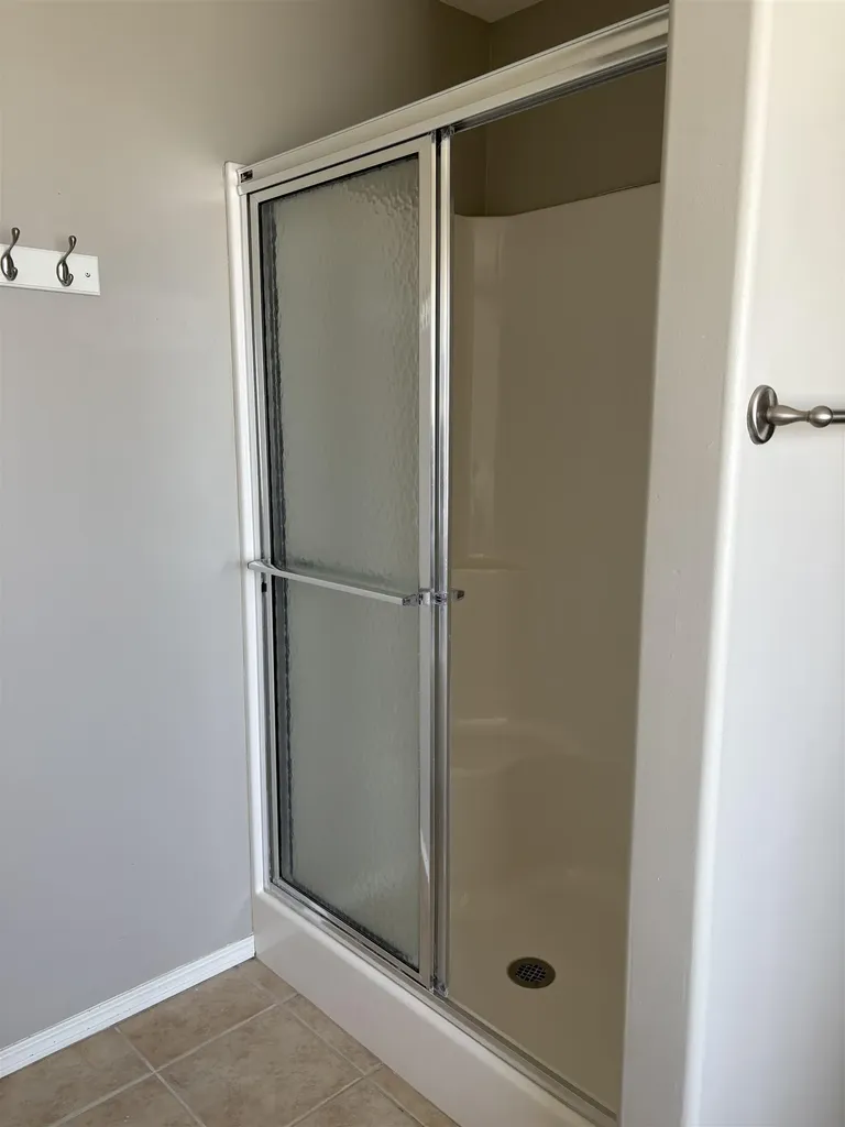 1625 E Woodbrook Lane Derby KS 67037