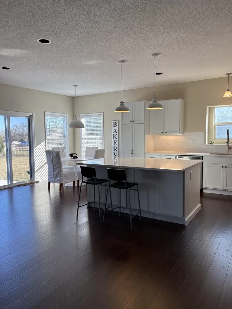 1625 E Woodbrook Lane Derby KS 67037