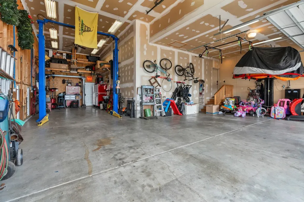 2723 E Fairchild Court Park City KS 67219
