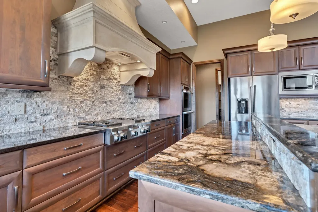 10635 E Glengate Circle Wichita KS 67206