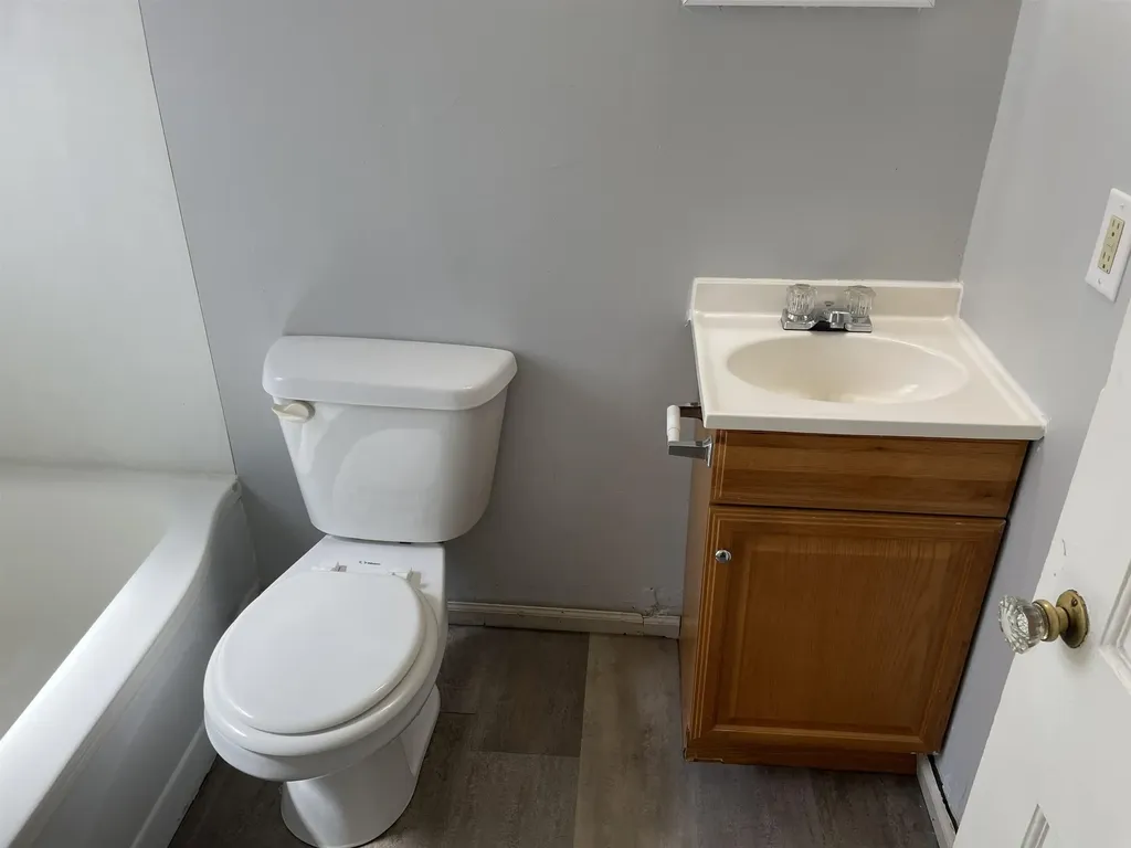 1703 S Glenn Wichita KS 67213
