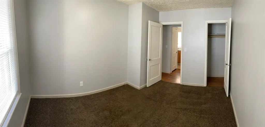 1703 S Glenn Wichita KS 67213