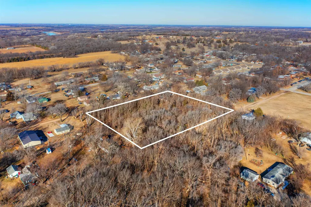 1126 N 13th Street Arkansas City KS 67005
