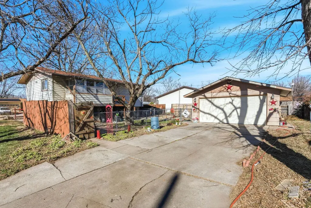 3054 S Gordon Avenue Wichita KS 67217