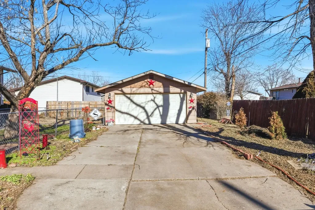 3054 S Gordon Avenue Wichita KS 67217