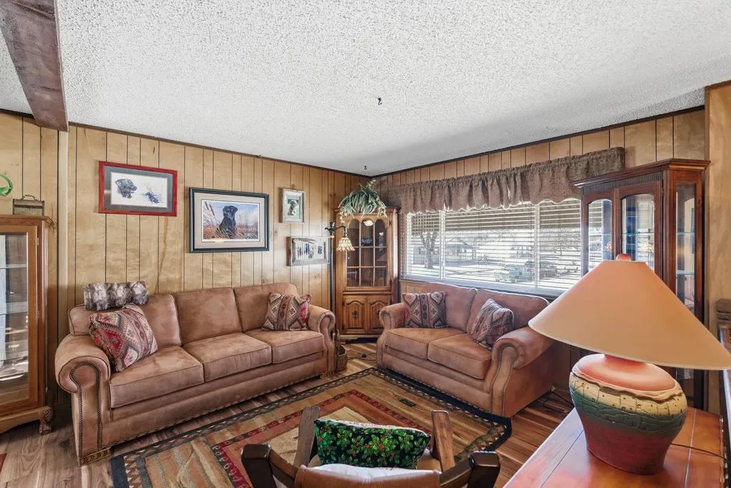3054 S Gordon Avenue Wichita KS 67217