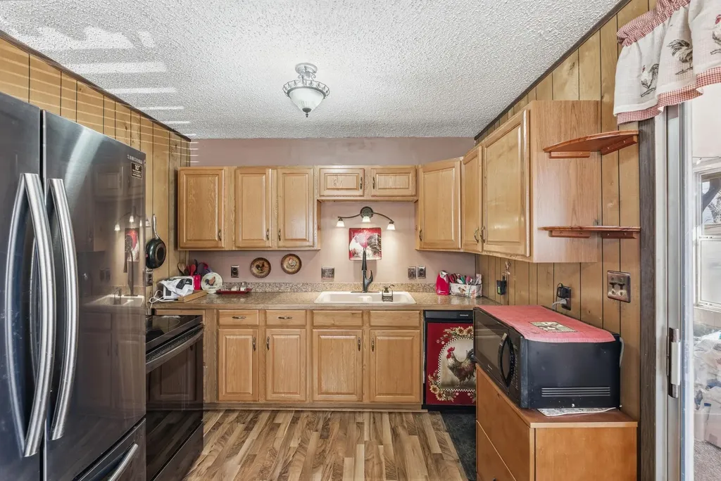 3054 S Gordon Avenue Wichita KS 67217
