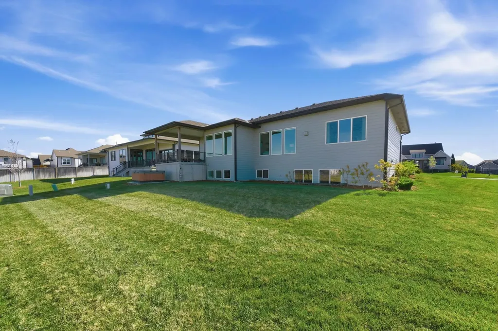 2403 N Bluestone Street Andover KS 67002