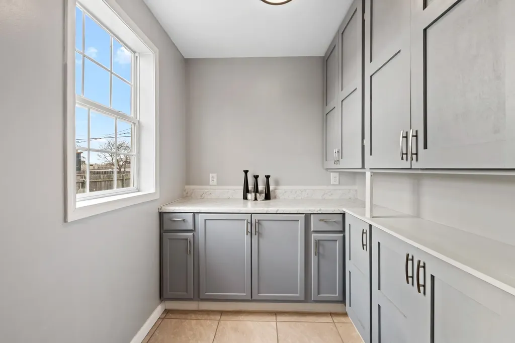 833 S Poplar Street Wichita KS 67211