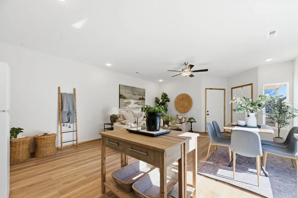 1727 N Main Street Rose Hill KS 67133