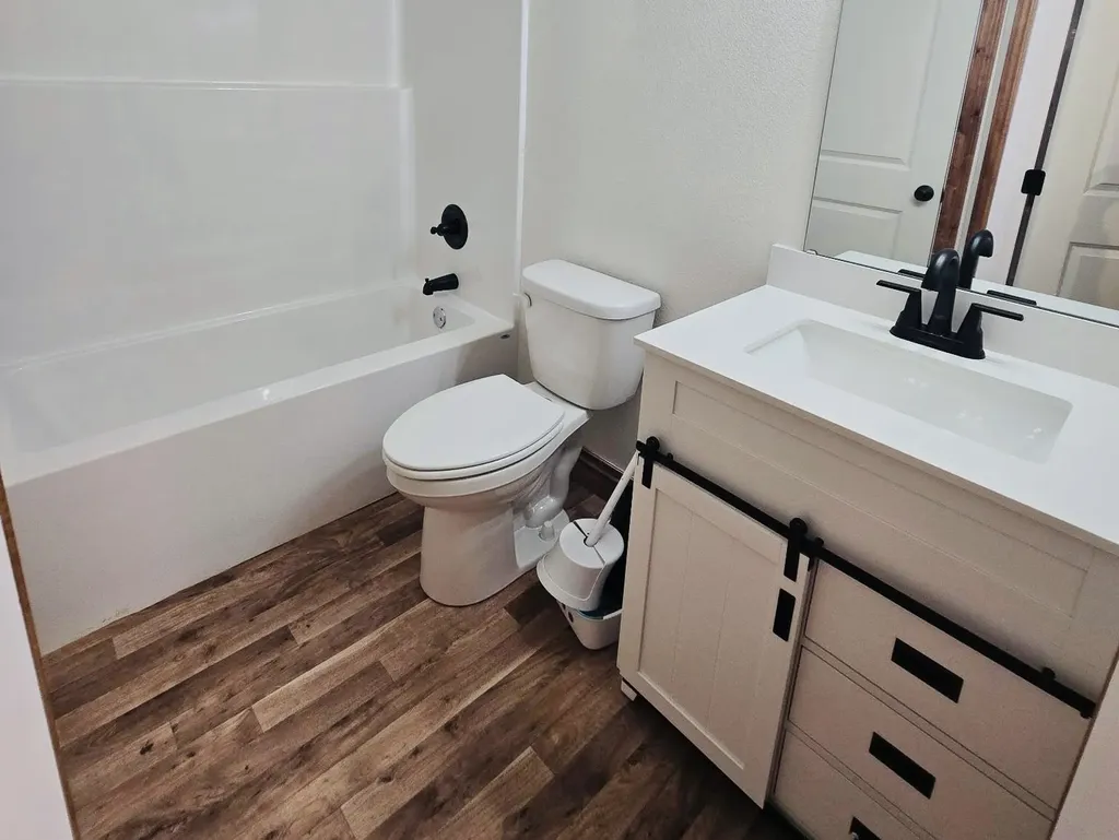 1727 N Main Street Rose Hill KS 67133