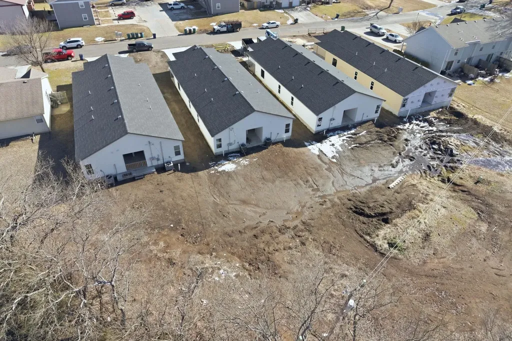 1725 N Main Street Rose Hill KS 67133