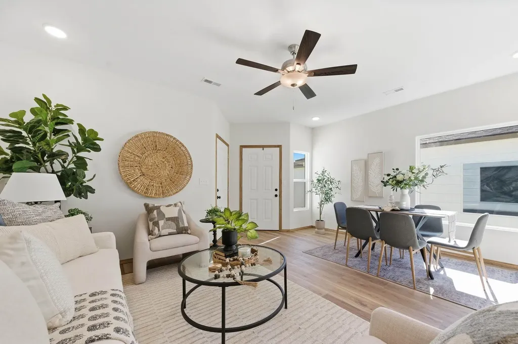 1725 N Main Street Rose Hill KS 67133