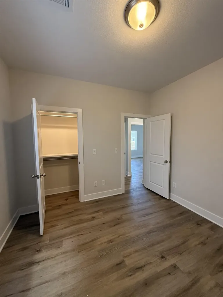 504 E Hayes Street Valley Center KS 67147