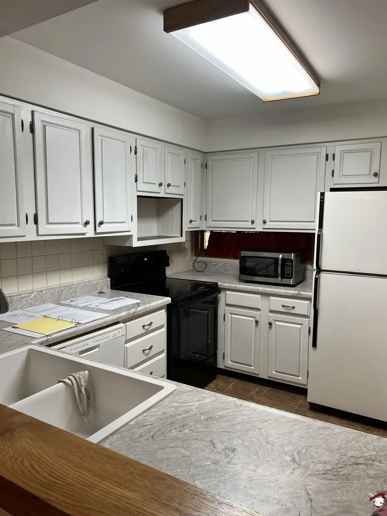 1500 E 10th Avenue Winfield KS 67156