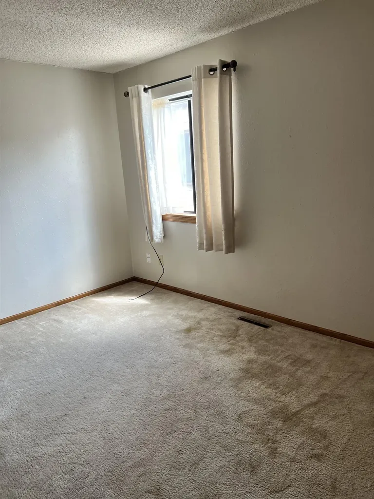 1500 E 10th Avenue Winfield KS 67156