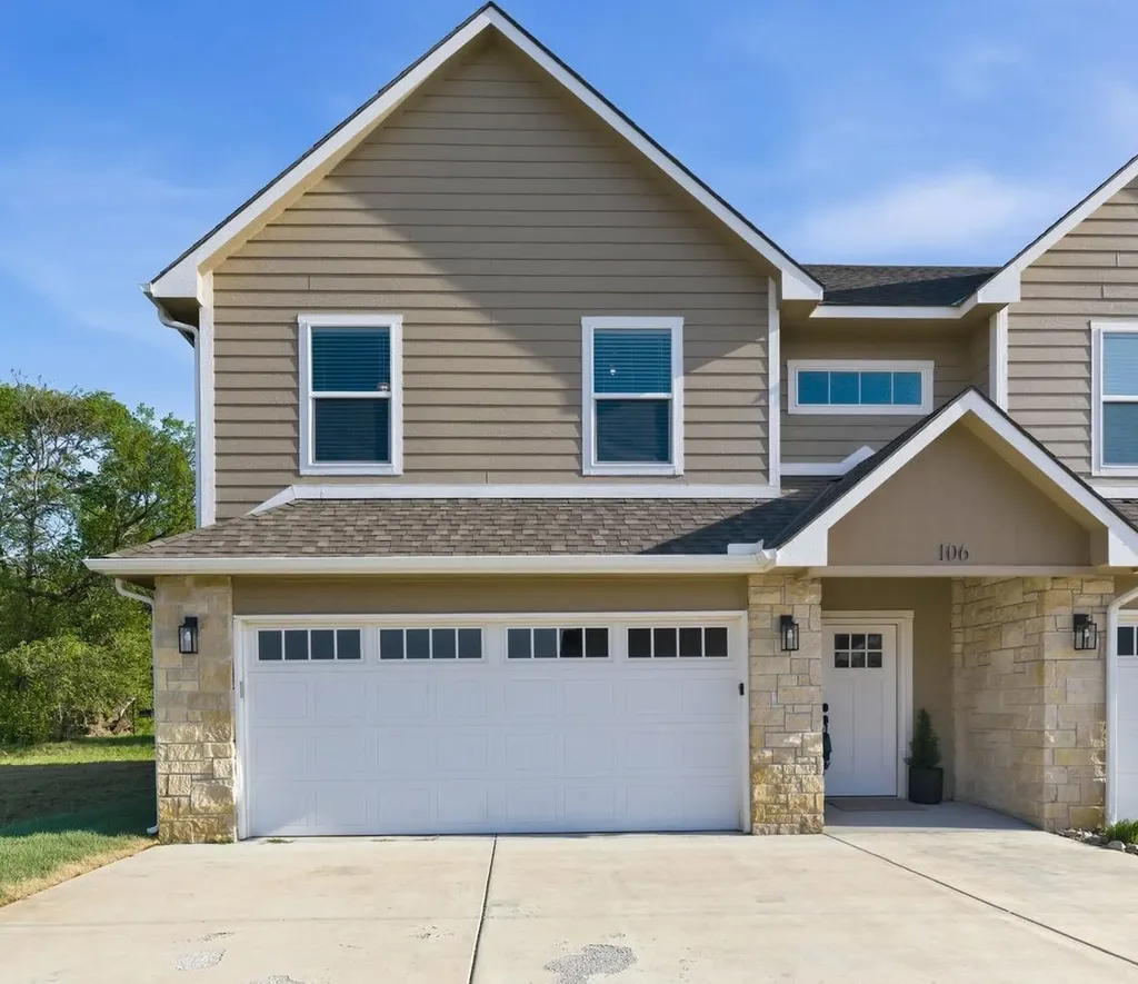331 N 127th Street E Wichita KS 67206