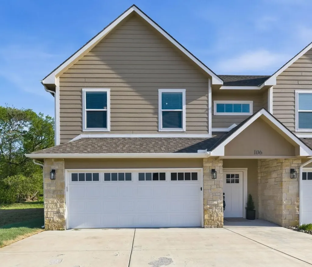 331 N 127th Street E Wichita KS 67206
