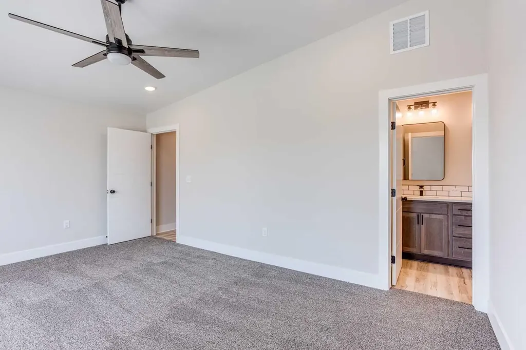 8423 N Tyler Court Wichita KS 67205