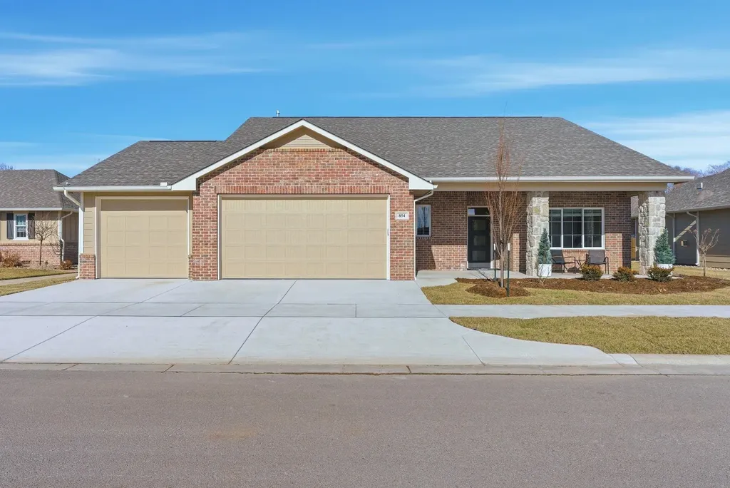 854 N Thornton Street Wichita KS 67235