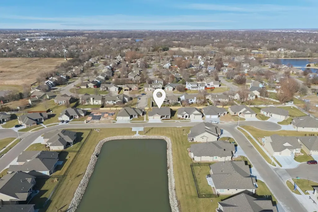 854 N Thornton Street Wichita KS 67235