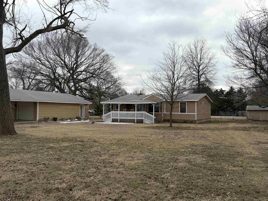 2685 SE 13th Terrace El Dorado KS 67042