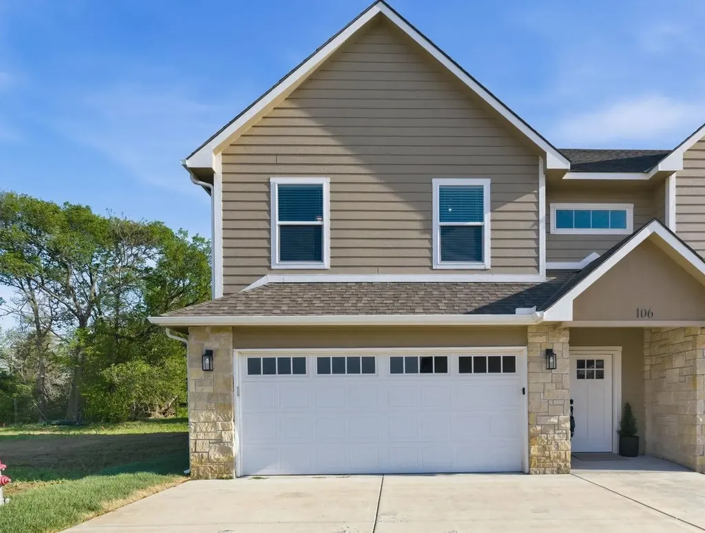331 N 127th Street E Wichita KS 67206