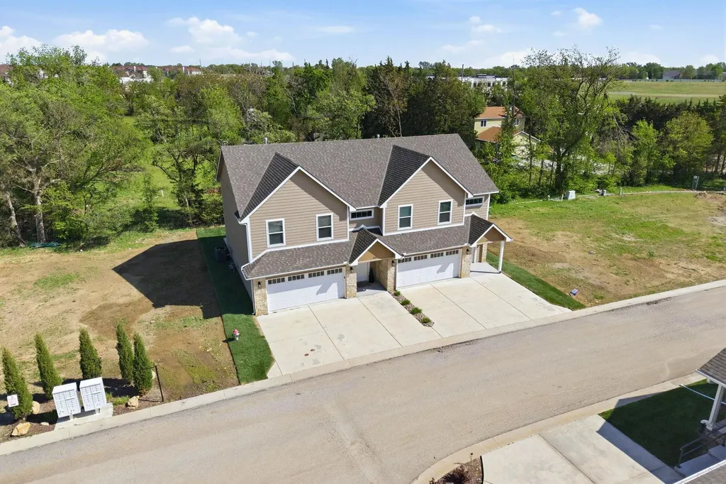 331 N 127th Street E Wichita KS 67206