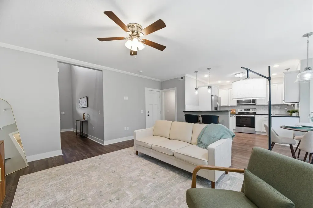 331 N 127th Street E Wichita KS 67206
