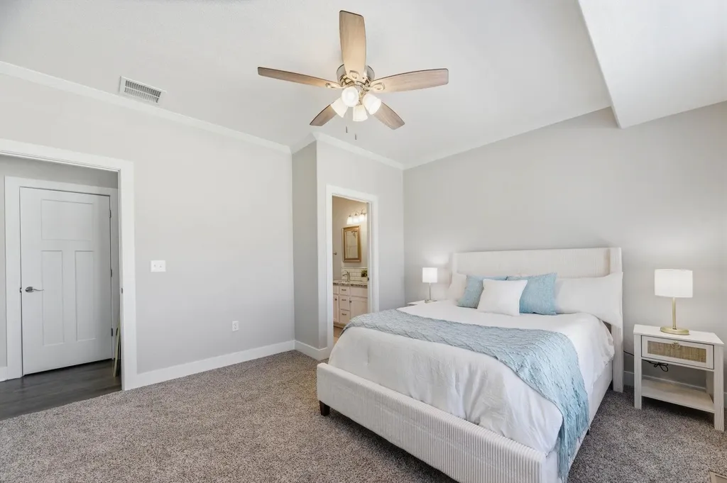331 N 127th Street E Wichita KS 67206