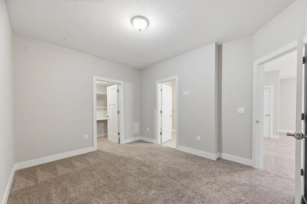 331 N 127th Street E Wichita KS 67206