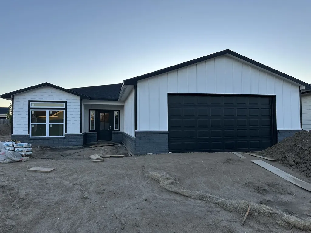 4304 N Sunny Court Wichita KS 67205
