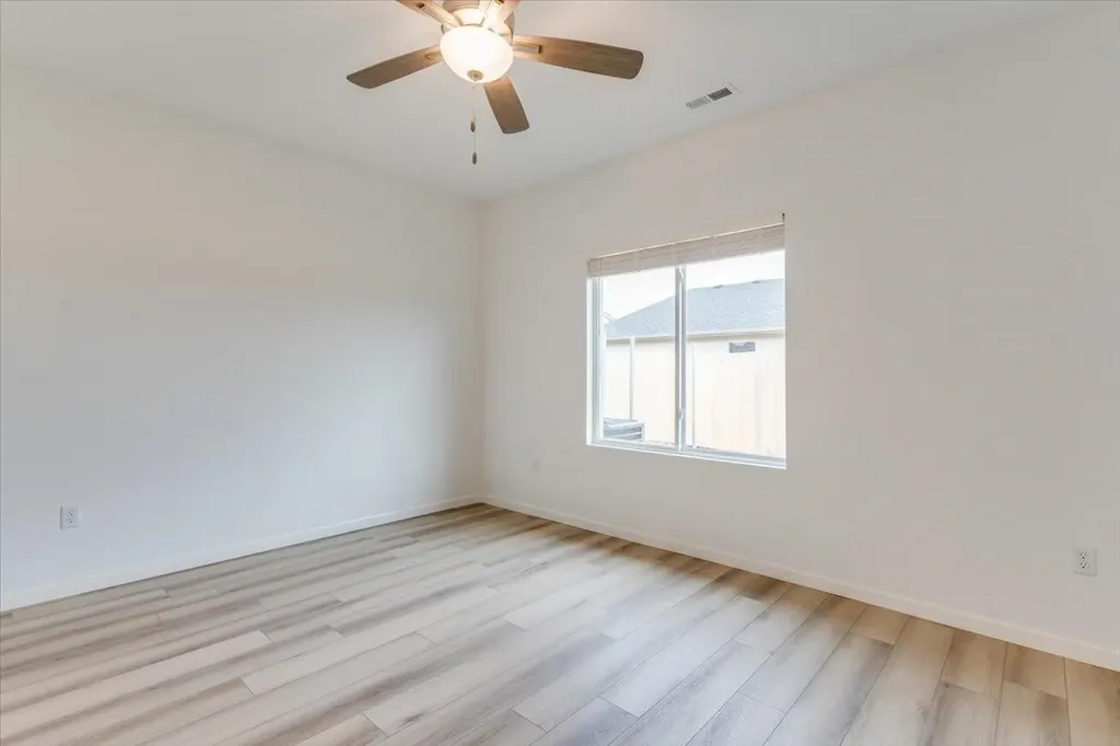 2401 S Wheatland Court Wichita KS 67235