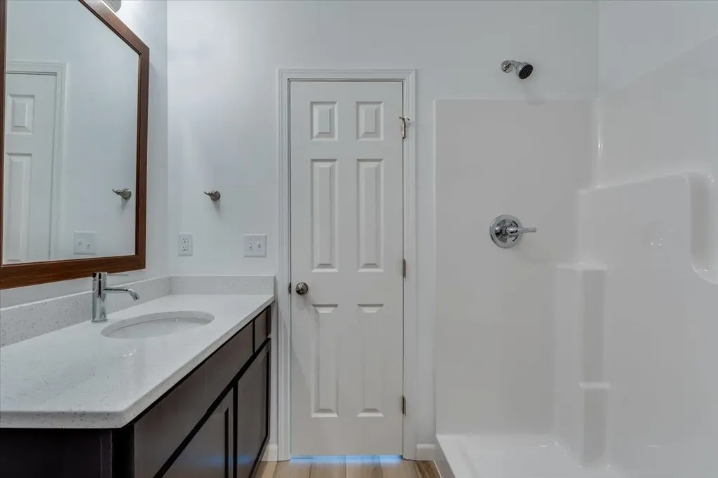 2401 S Wheatland Court Wichita KS 67235