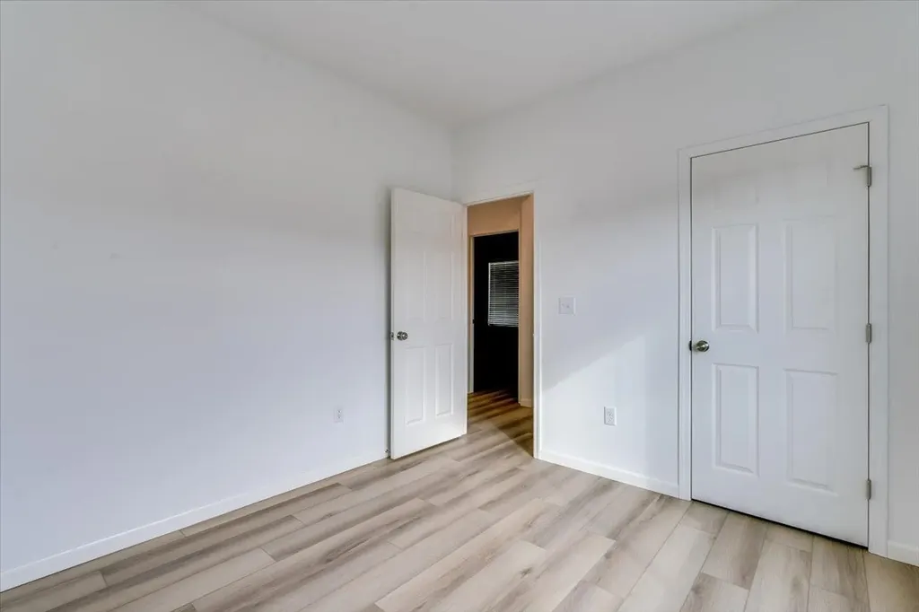 2401 S Wheatland Court Wichita KS 67235