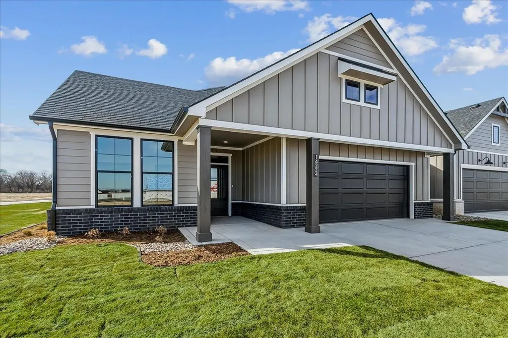 14224 Barn Owl Court Wichita KS 67235