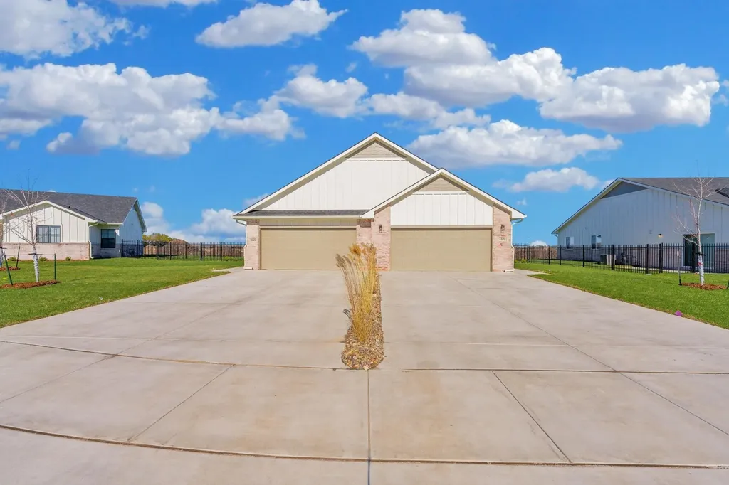 12244 W Rosemary Street Maize KS 67223