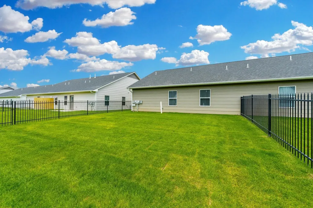 12197 W Northstar Street Maize KS 67223
