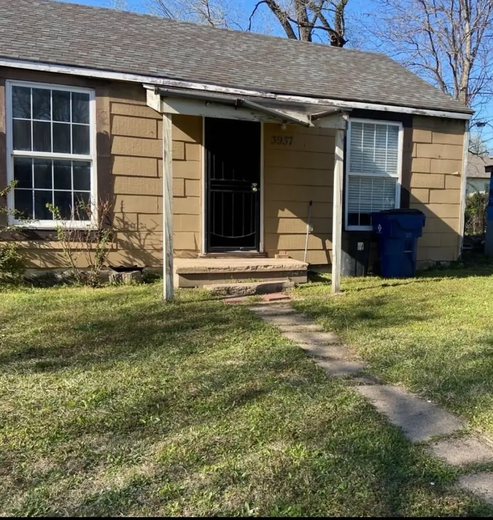 3933 E Ross Parkway Wichita KS 67210