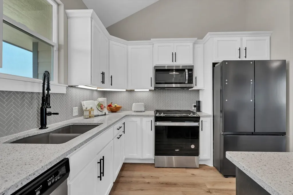 7260 E Pheasant Ridge Street Bel Aire KS 67226
