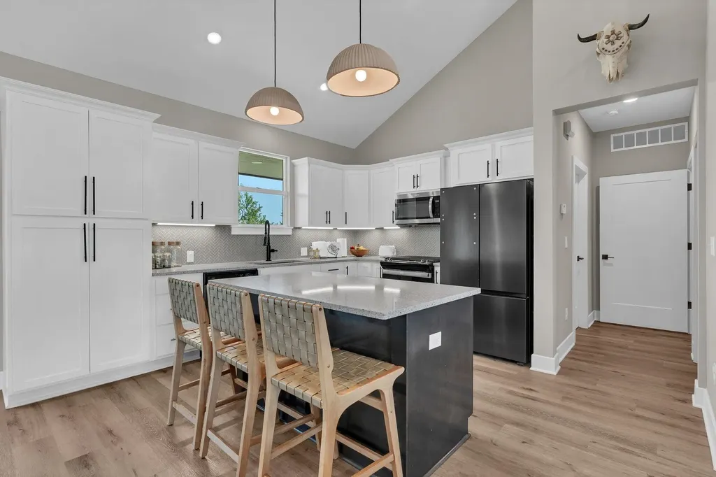 7260 E Pheasant Ridge Street Bel Aire KS 67226