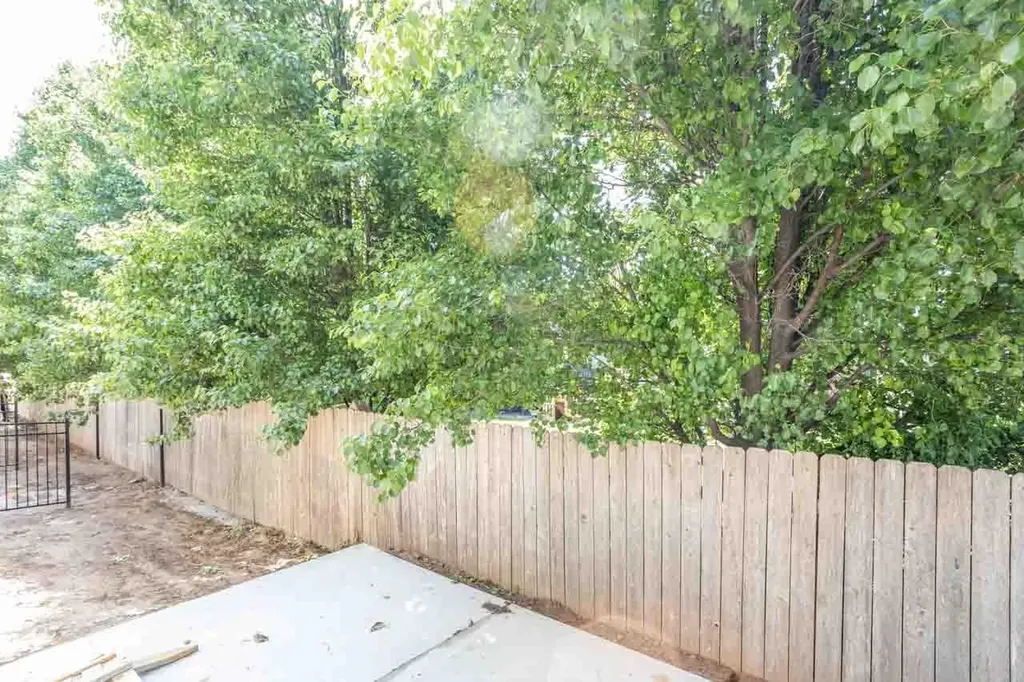 8441 W 37th Street N Wichita KS 67205