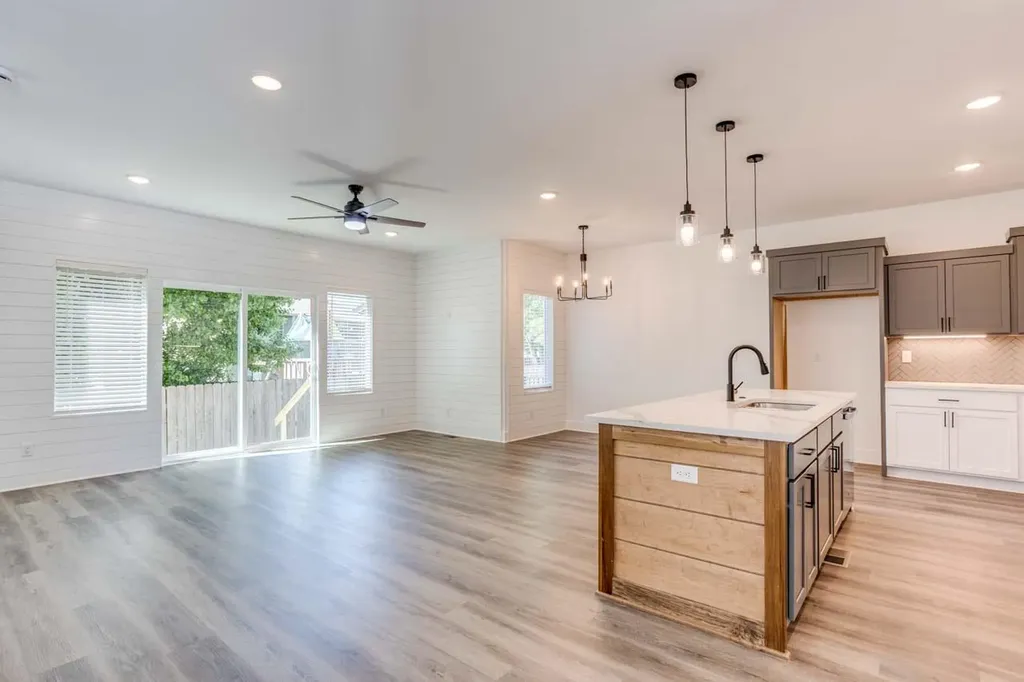 8441 W 37th Street N Wichita KS 67205