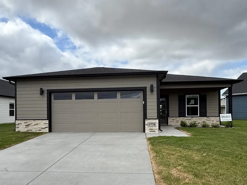 1778 W Redbud Lane Goddard KS 67052