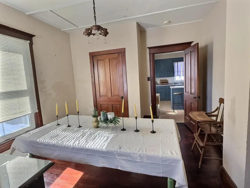 211 Allison Street Newton KS 67114