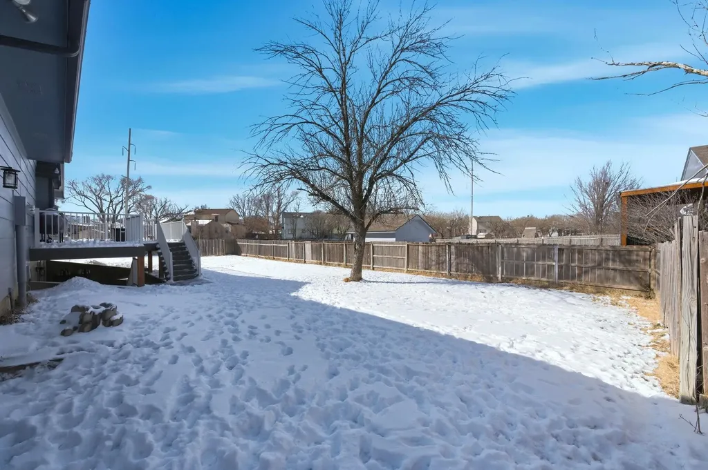 10407 E Countryside Circle Wichita KS 67207