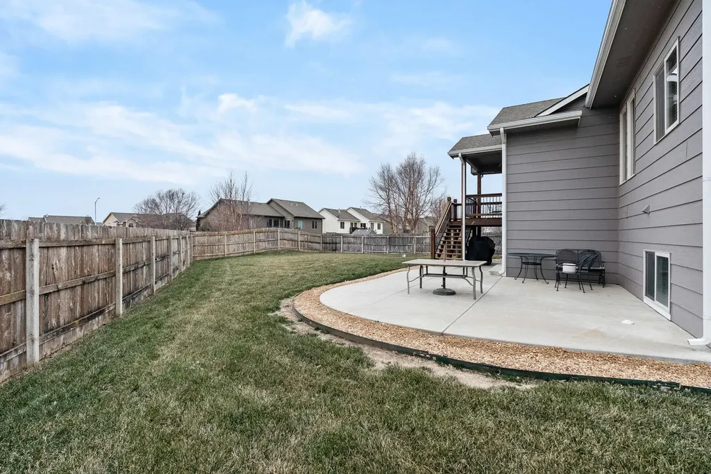 10909 W Hampton Lakes Street Maize KS 67101